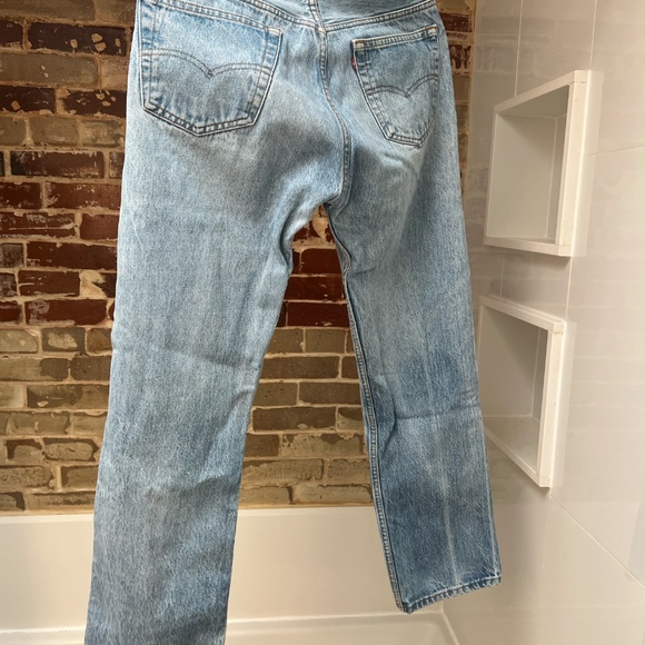 Vintage Levi's 501 Light Wash - Size 29/29 - Picture 3 of 10